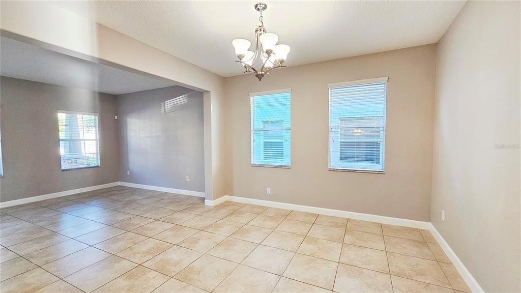 For Rent: $3,800 (4 beds, 3 baths, 2860 Square Feet)