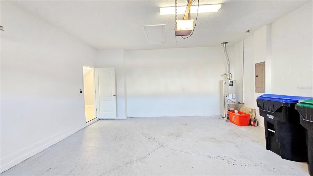 For Rent: $3,800 (4 beds, 3 baths, 2860 Square Feet)