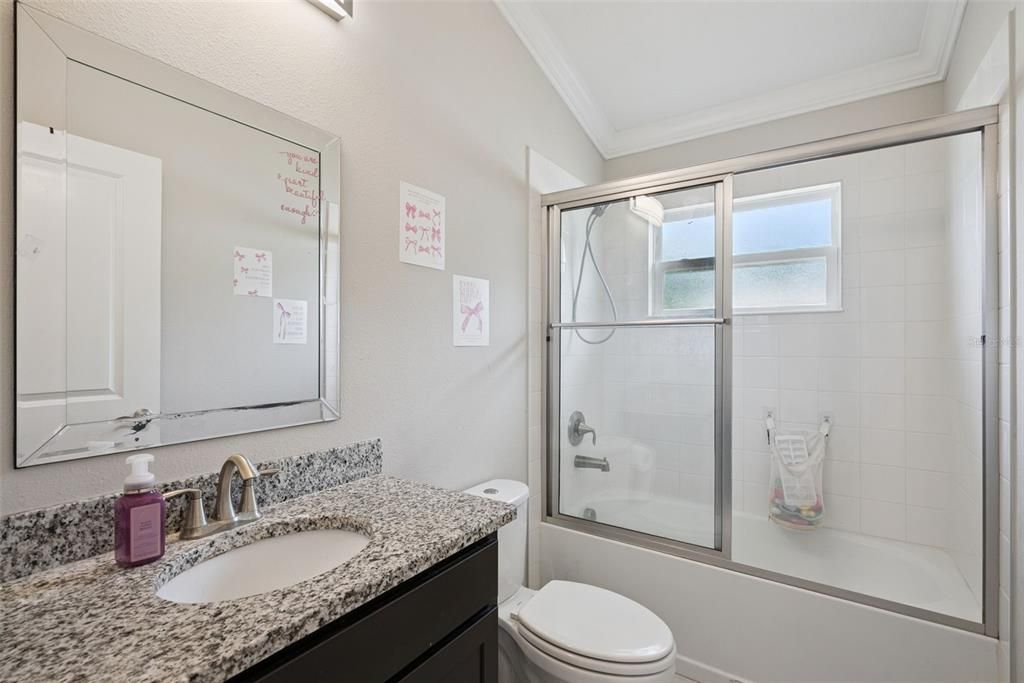 For Sale: $300,000 (3 beds, 2 baths, 1582 Square Feet)