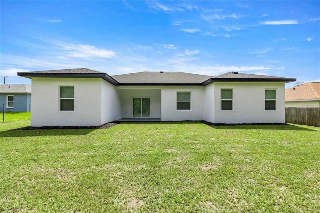 На продажу: $329,500 (4 спален, 3 ванн, 1952 Квадратных фут)