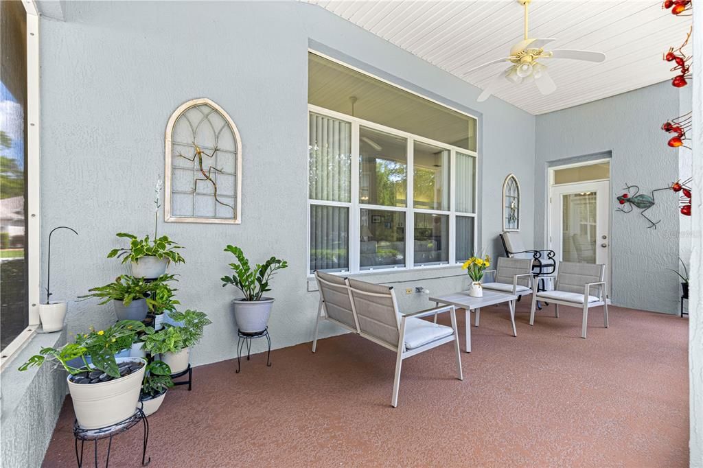 В аренду: $1,700 (2 спален, 2 ванн, 1702 Квадратных фут)