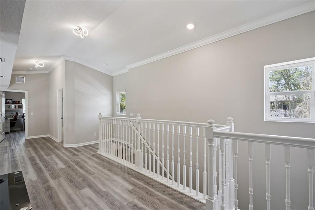 For Sale: $340,000 (3 beds, 2 baths, 1707 Square Feet)