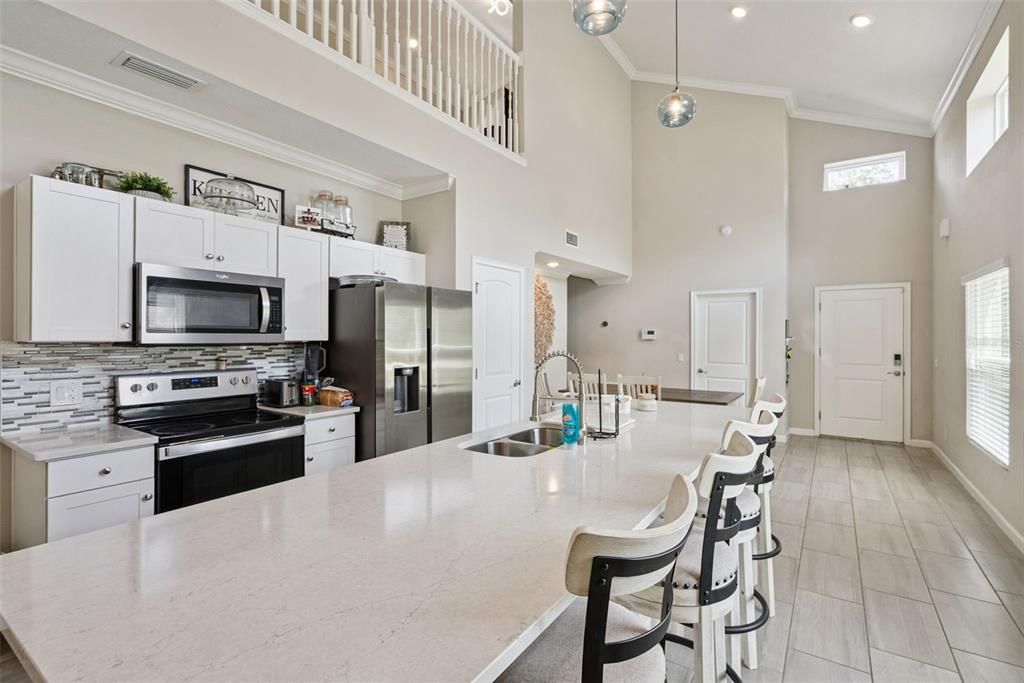 For Sale: $340,000 (3 beds, 2 baths, 1707 Square Feet)