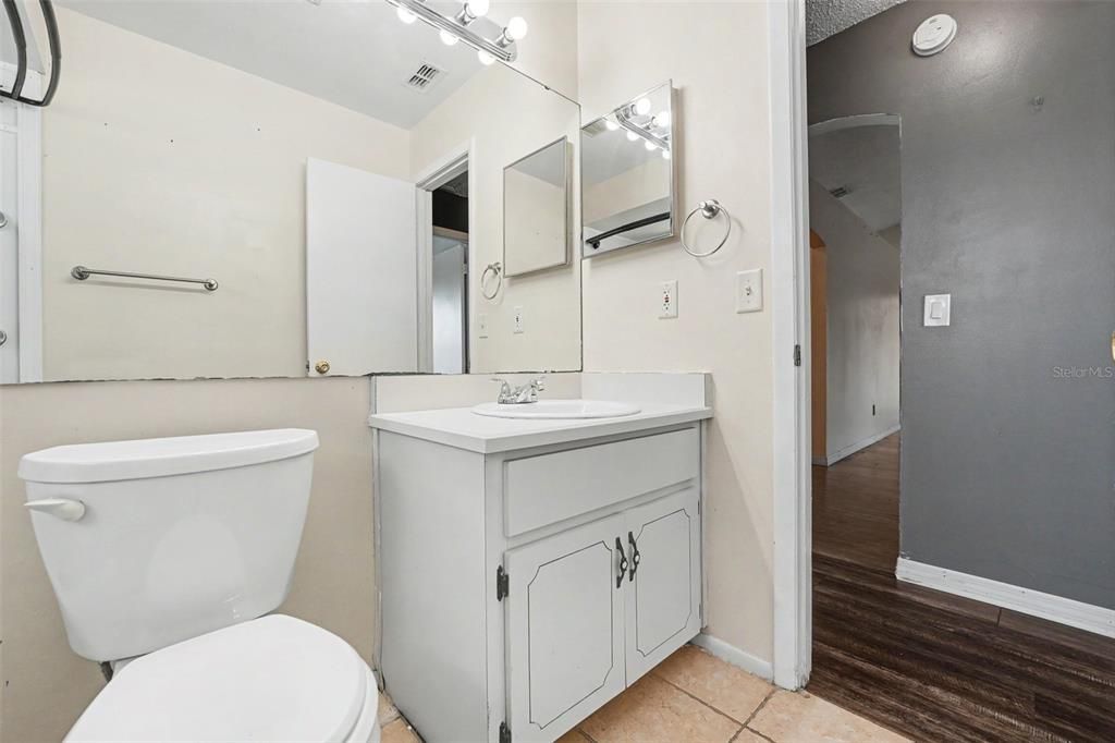 En Venta: $339,000 (3 camas, 2 baños, 1663 Pies cuadrados)