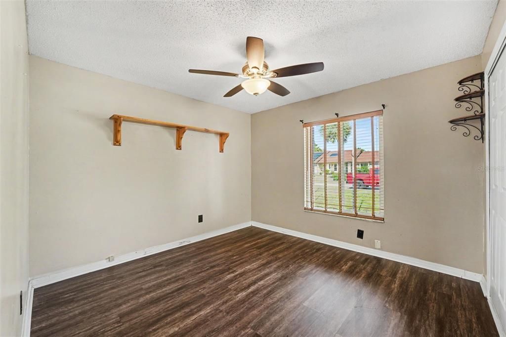 En Venta: $339,000 (3 camas, 2 baños, 1663 Pies cuadrados)