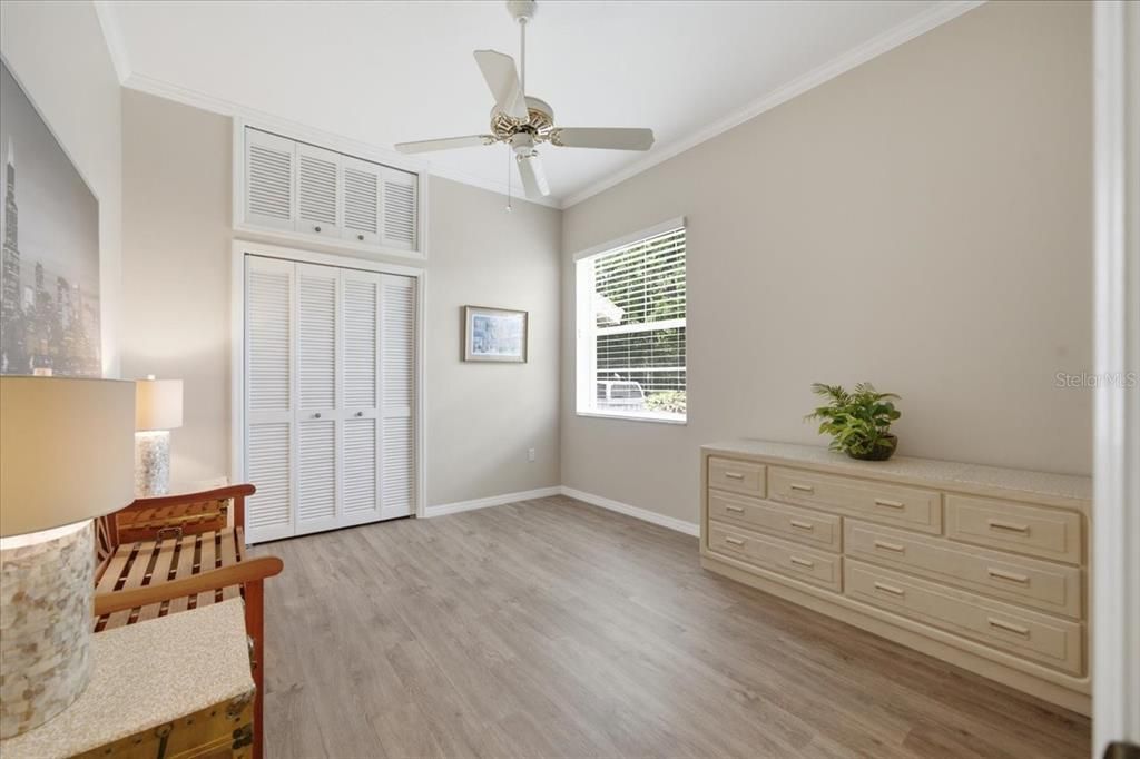For Sale: $1,100,000 (5 beds, 3 baths, 3390 Square Feet)