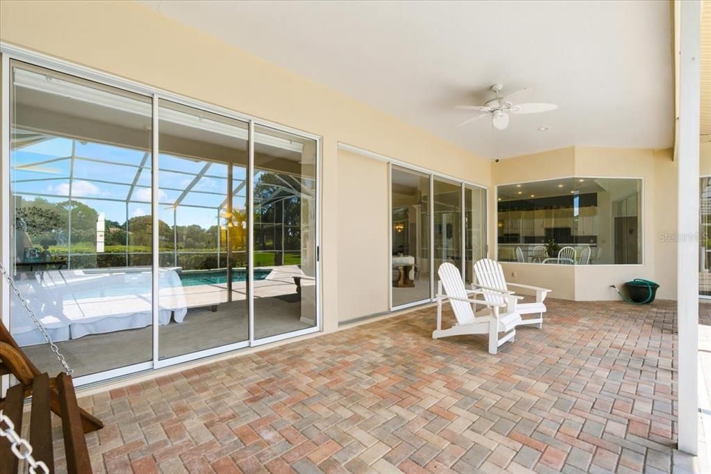 For Sale: $1,100,000 (5 beds, 3 baths, 3390 Square Feet)