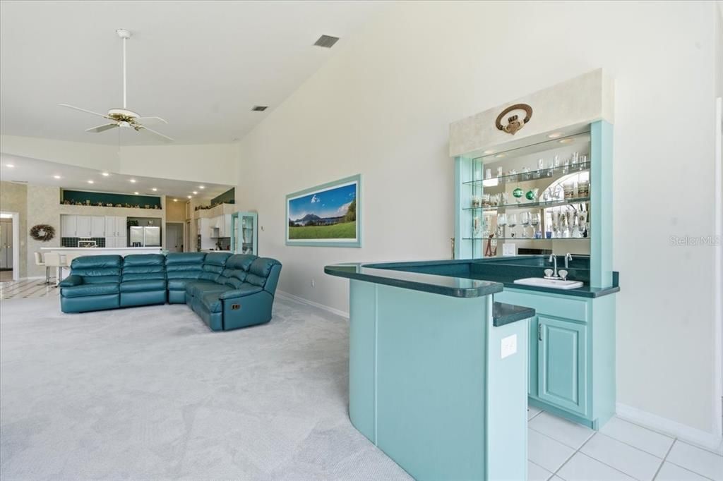 For Sale: $1,100,000 (5 beds, 3 baths, 3390 Square Feet)