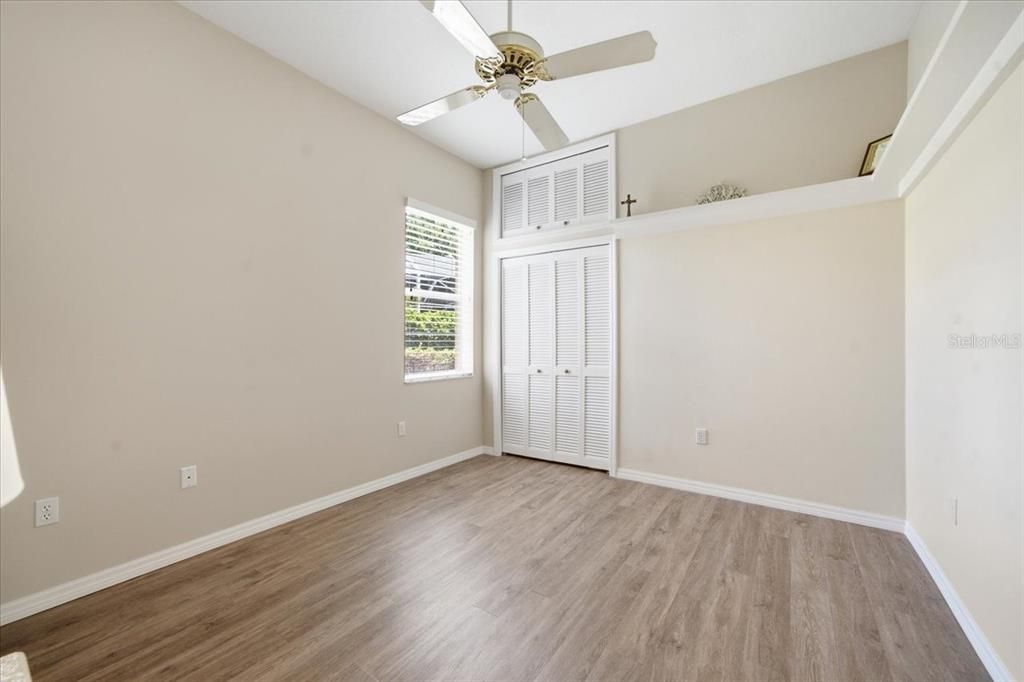 For Sale: $1,100,000 (5 beds, 3 baths, 3390 Square Feet)