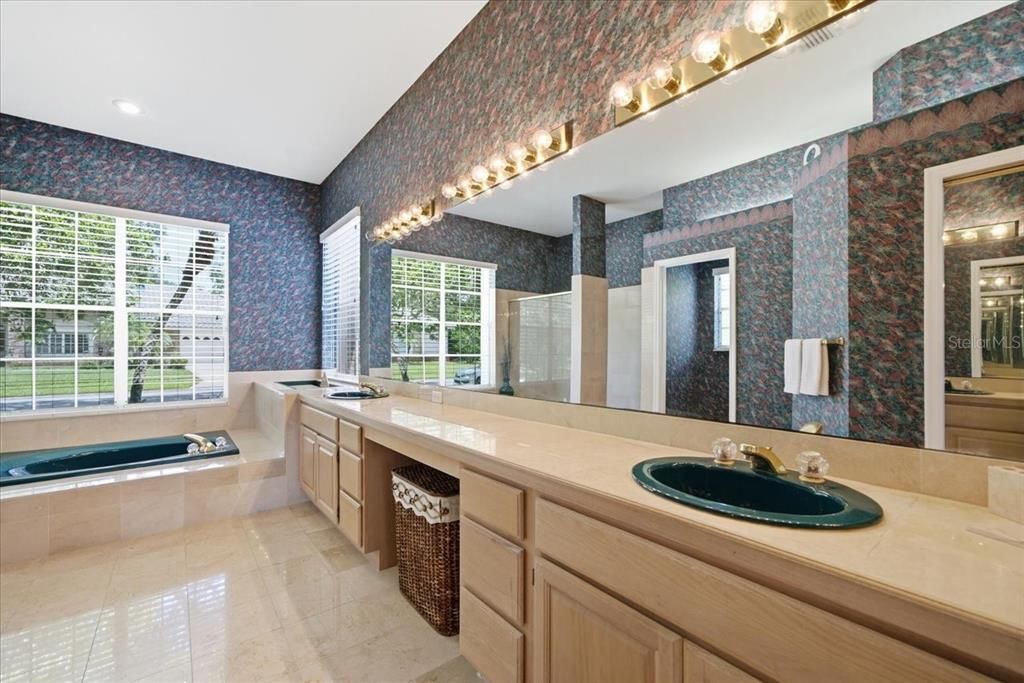 For Sale: $1,100,000 (5 beds, 3 baths, 3390 Square Feet)