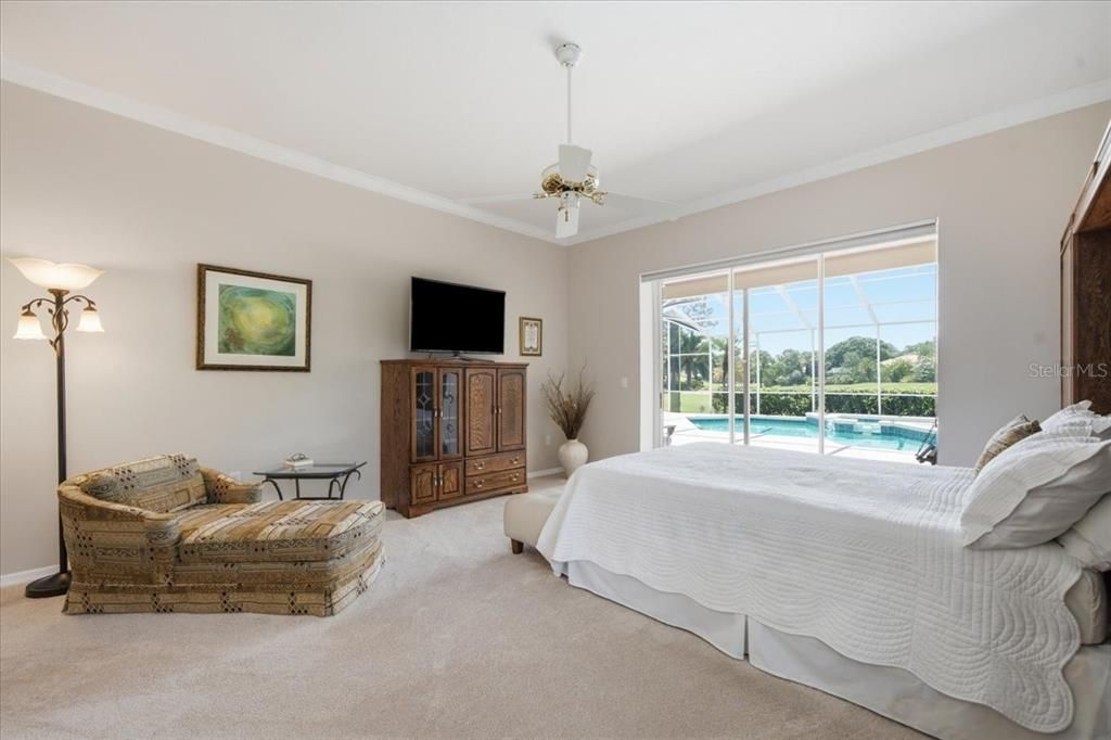 For Sale: $1,100,000 (5 beds, 3 baths, 3390 Square Feet)