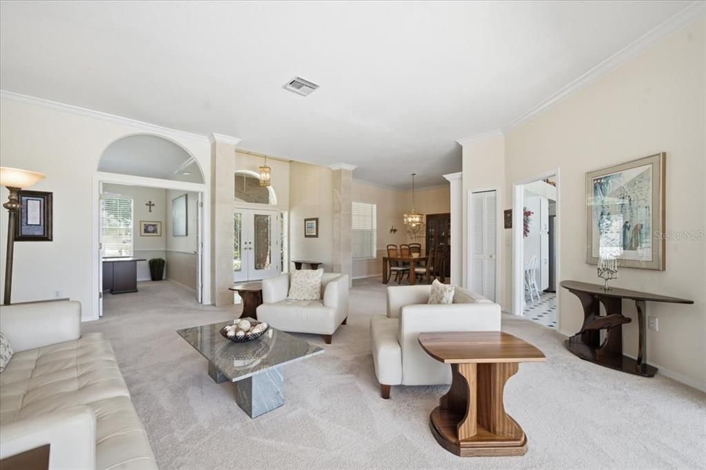 For Sale: $1,100,000 (5 beds, 3 baths, 3390 Square Feet)