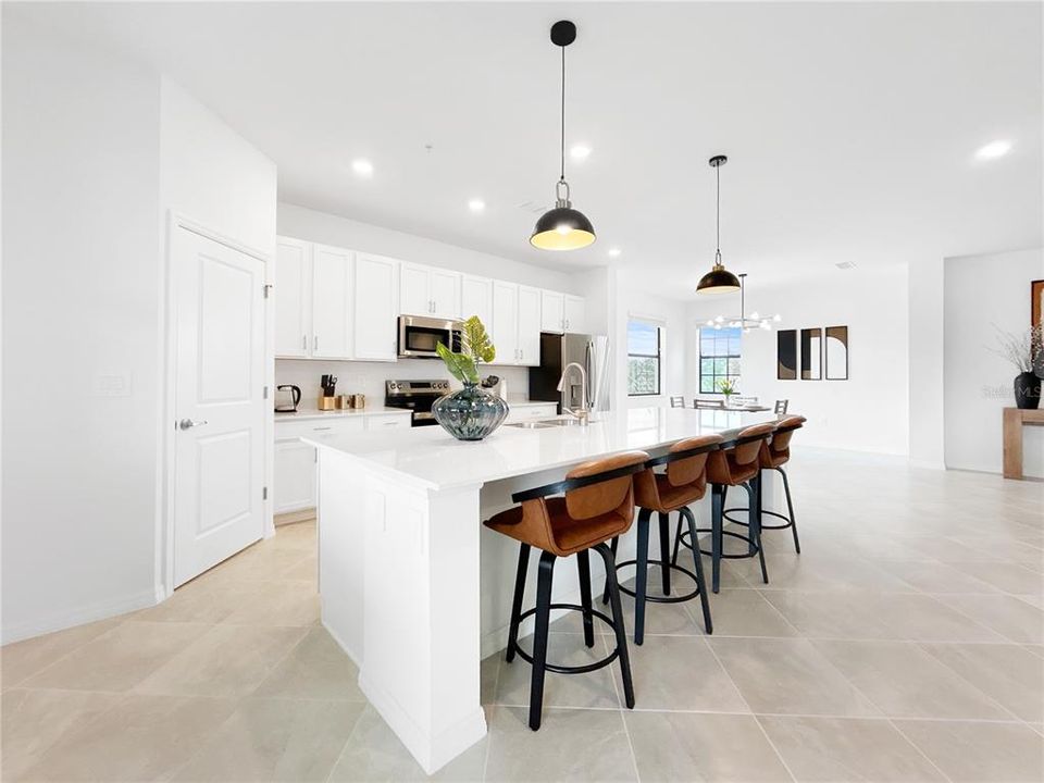 For Rent: $4,800 (3 beds, 2 baths, 2110 Square Feet)