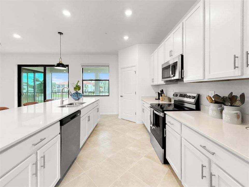 For Rent: $4,800 (3 beds, 2 baths, 2110 Square Feet)