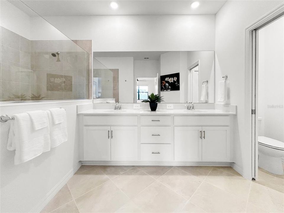 For Rent: $4,800 (3 beds, 2 baths, 2110 Square Feet)