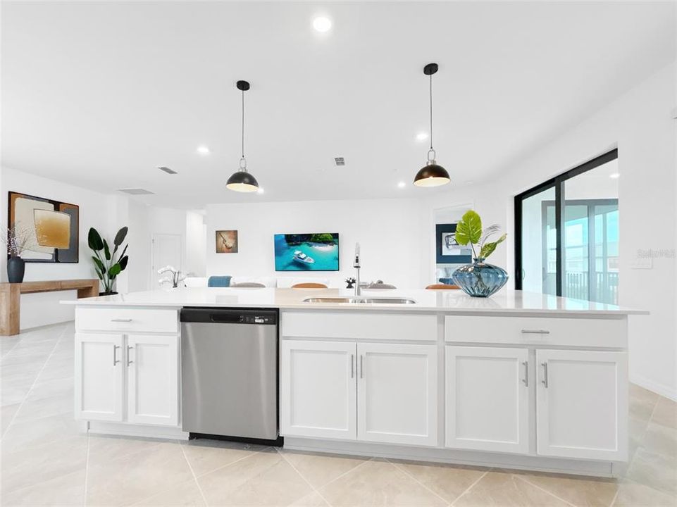 For Rent: $4,800 (3 beds, 2 baths, 2110 Square Feet)