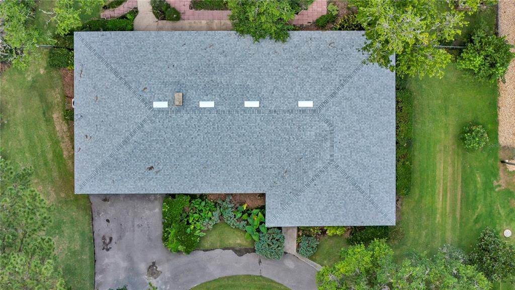 En Venta: $950,000 (4 camas, 2 baños, 1871 Pies cuadrados)