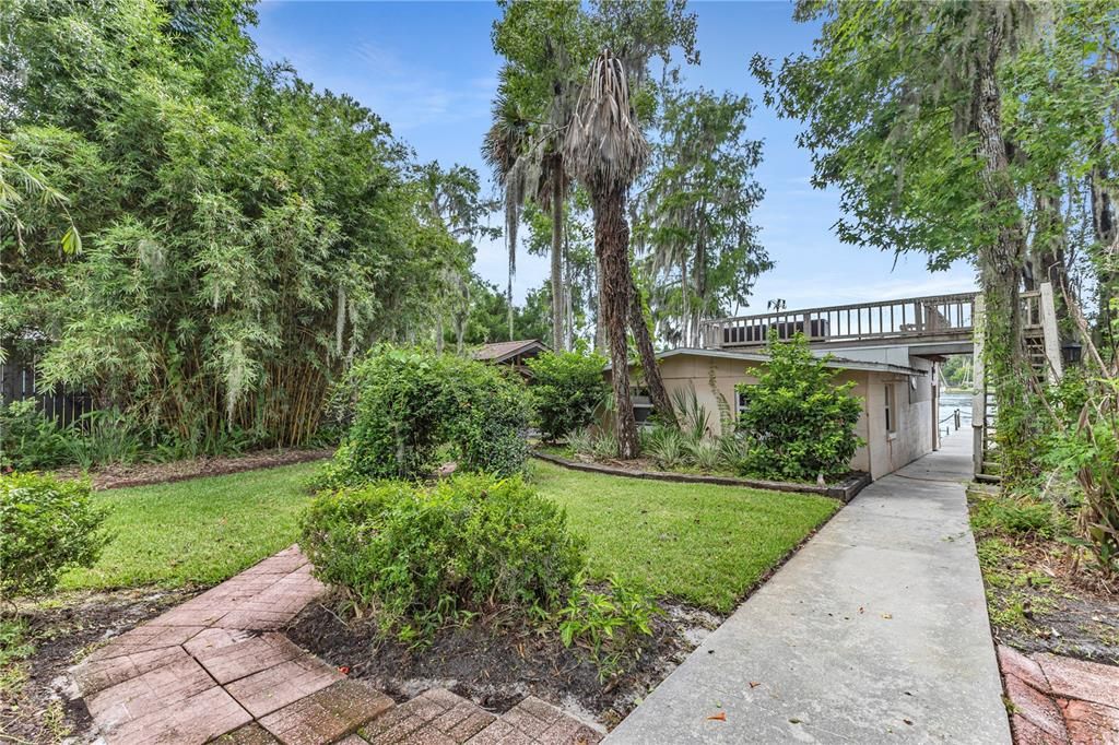 En Venta: $950,000 (4 camas, 2 baños, 1871 Pies cuadrados)
