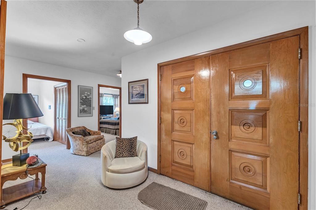 En Venta: $950,000 (4 camas, 2 baños, 1871 Pies cuadrados)