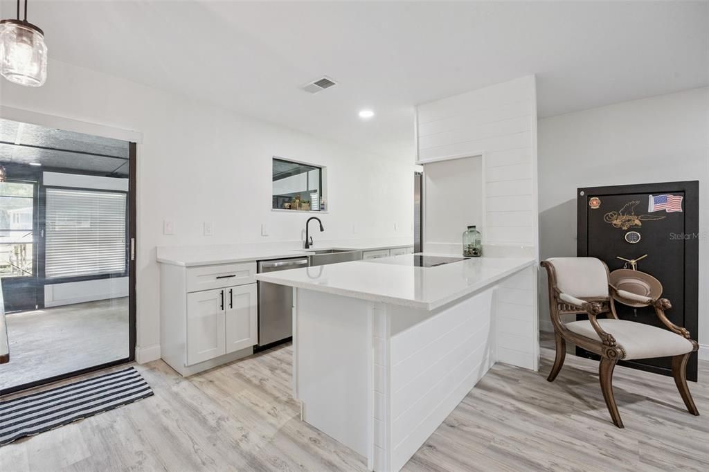 En Venta: $455,000 (3 camas, 2 baños, 1020 Pies cuadrados)