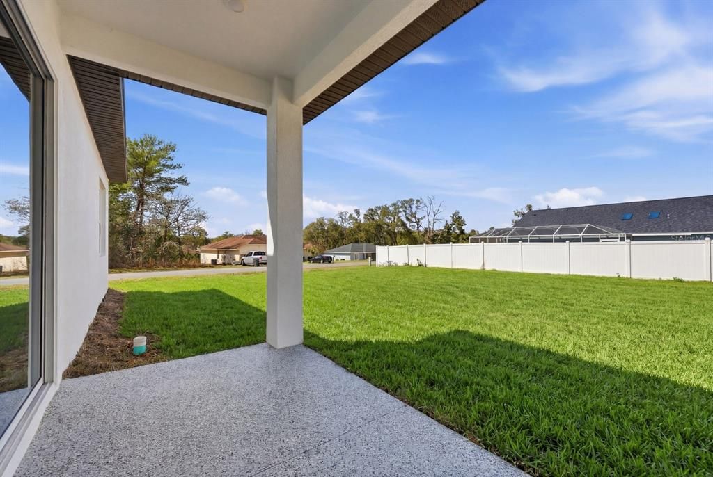 For Sale: $349,900 (4 beds, 3 baths, 1802 Square Feet)
