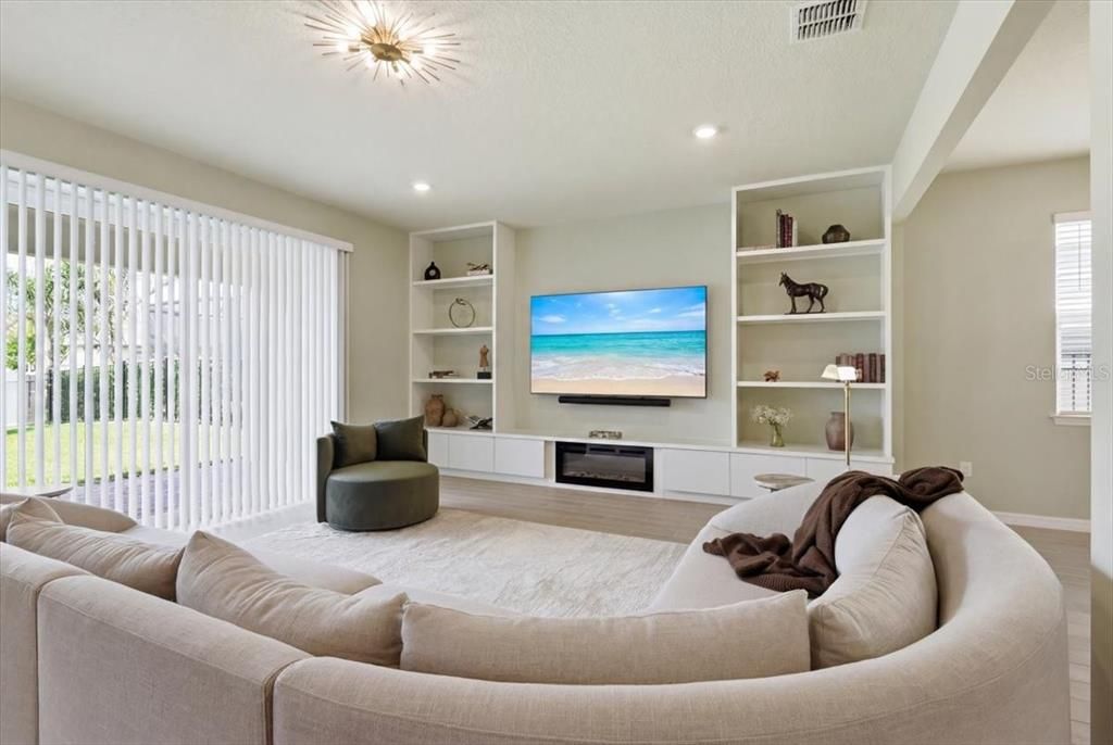 For Sale: $739,900 (5 beds, 4 baths, 3617 Square Feet)