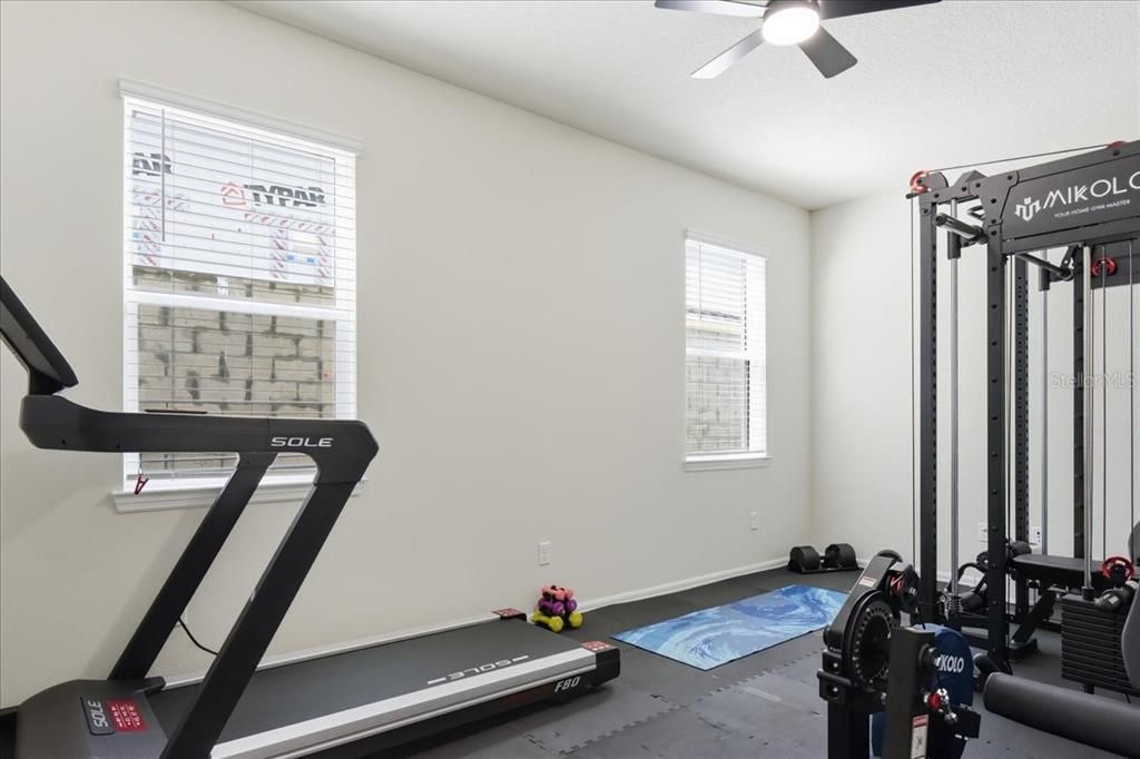 For Sale: $739,900 (5 beds, 4 baths, 3617 Square Feet)