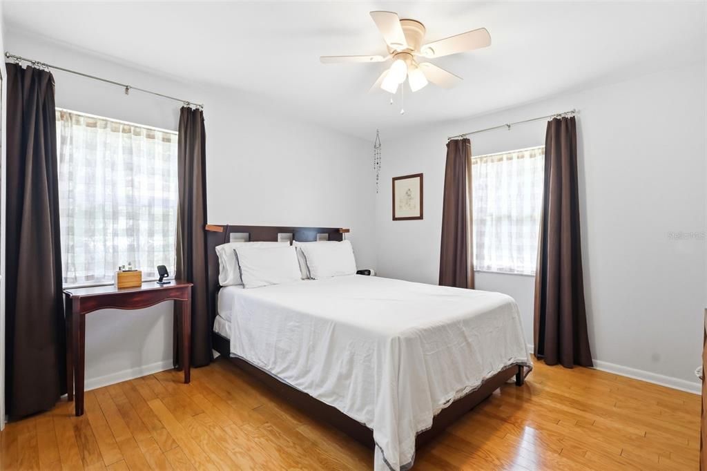 En Venta: $324,900 (3 camas, 2 baños, 1162 Pies cuadrados)