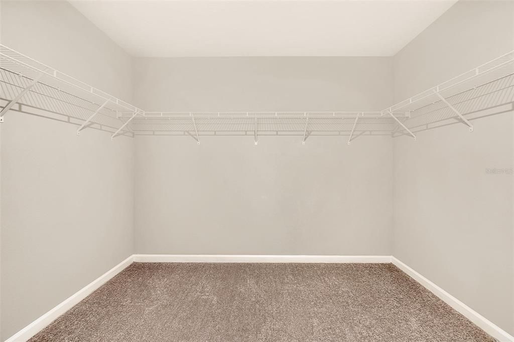 En Renta: $4,980 (5 camas, 4 baños, 3136 Pies cuadrados)