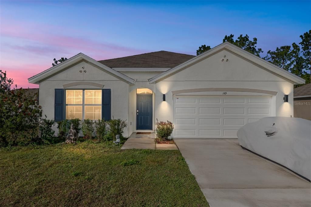 For Sale: $310,000 (4 beds, 2 baths, 1827 Square Feet)