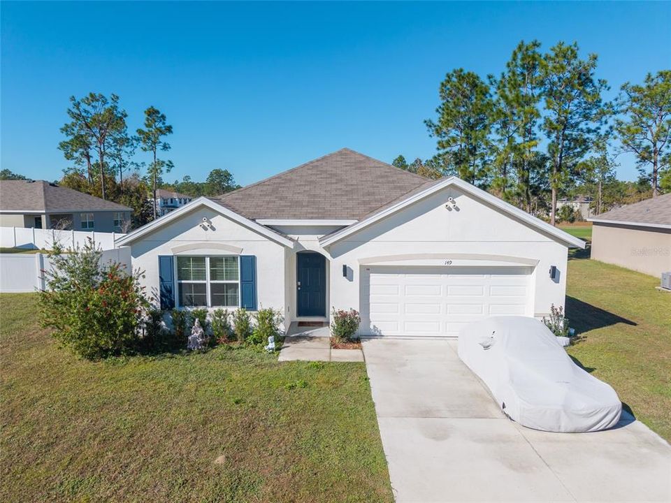 For Sale: $310,000 (4 beds, 2 baths, 1827 Square Feet)