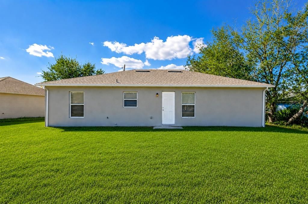 En Venta: $249,900 (3 camas, 2 baños, 1244 Pies cuadrados)