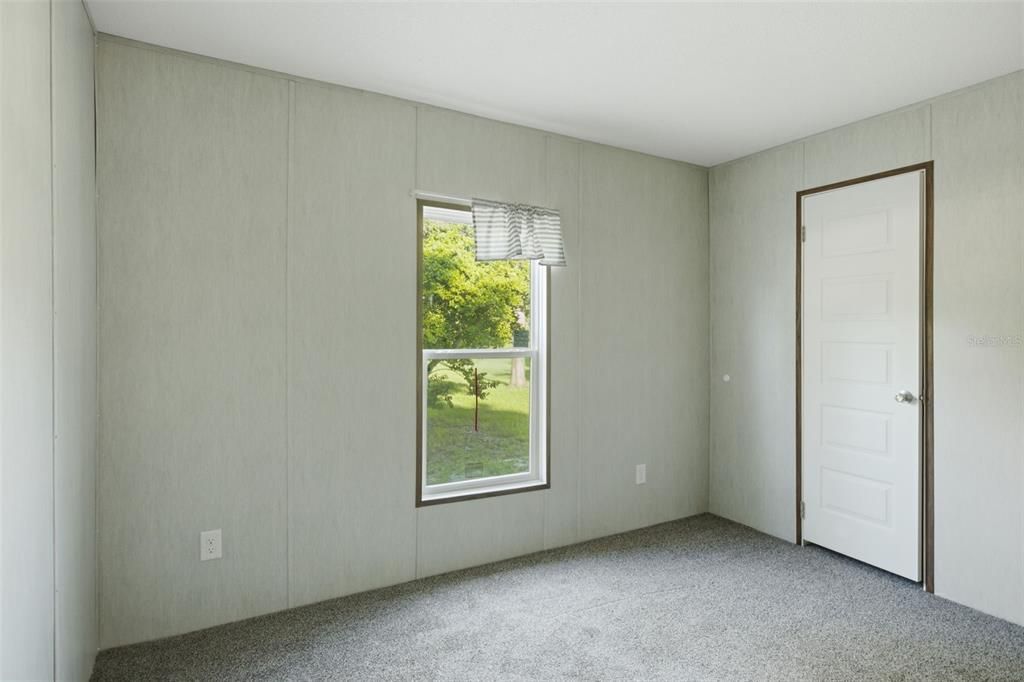 For Sale: $329,999 (4 beds, 2 baths, 1540 Square Feet)