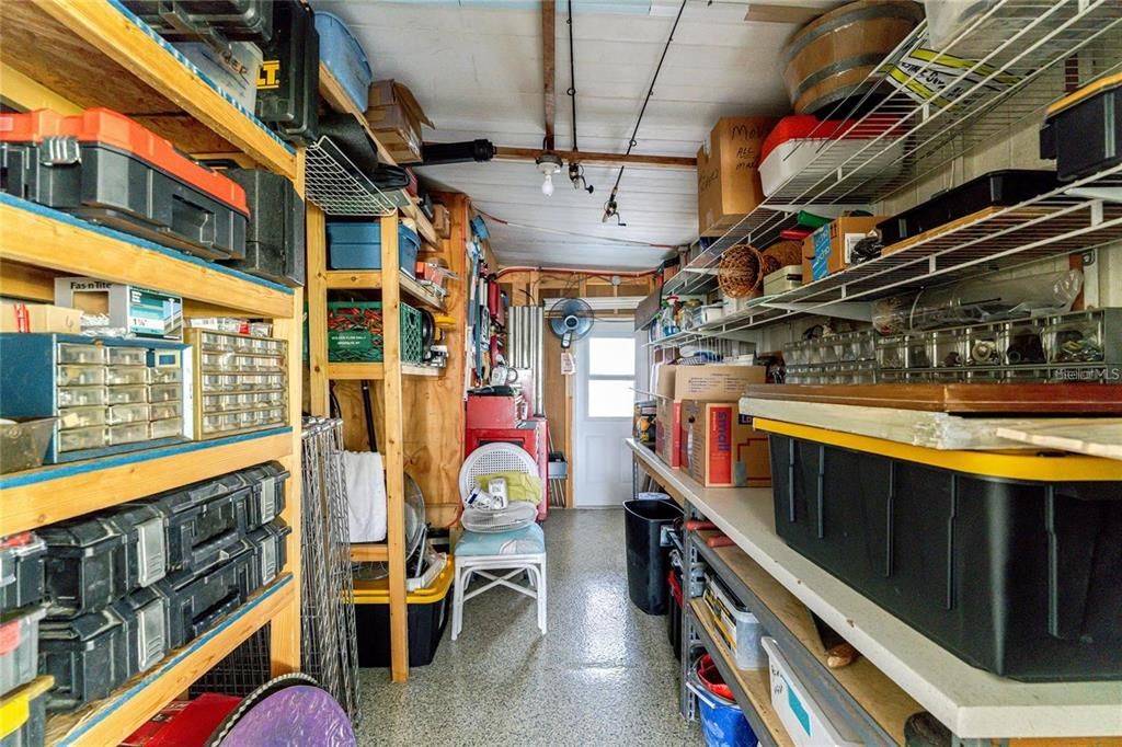 For Sale: $199,900 (2 beds, 2 baths, 1364 Square Feet)