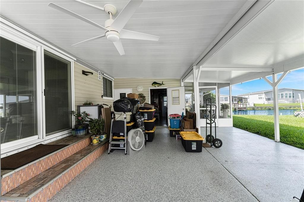 For Sale: $199,900 (2 beds, 2 baths, 1364 Square Feet)