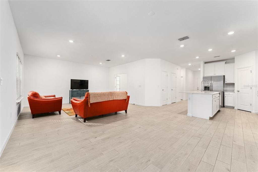 En Venta: $274,900 (2 camas, 2 baños, 1548 Pies cuadrados)