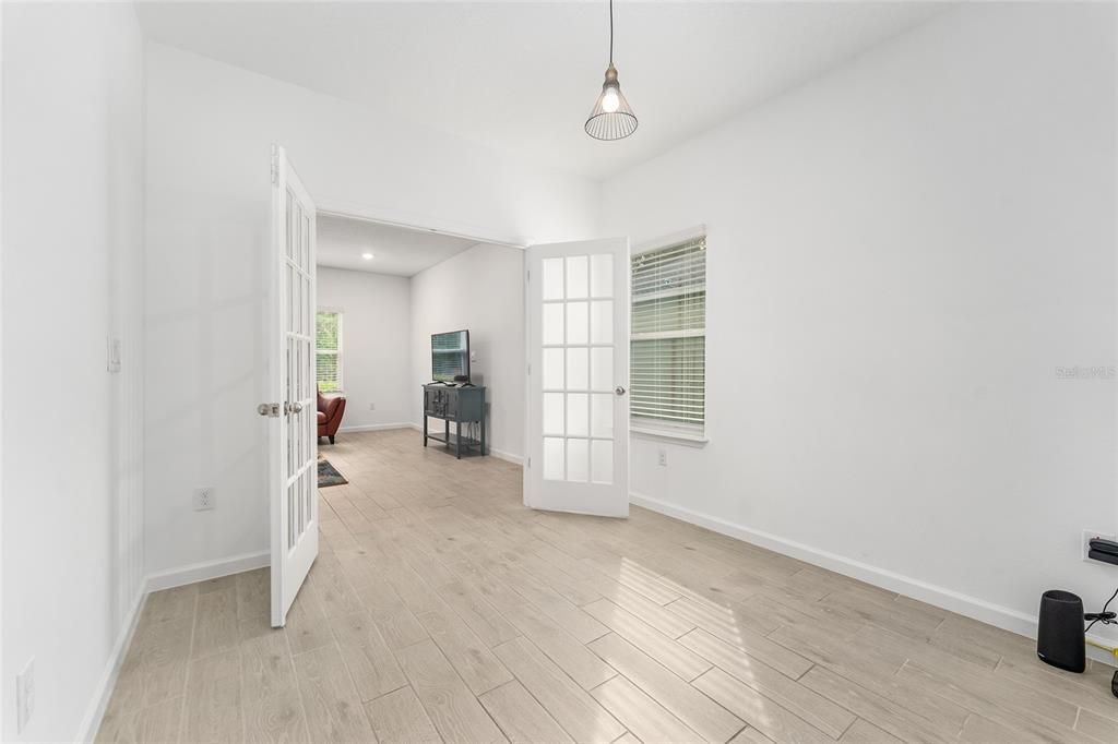 En Venta: $274,900 (2 camas, 2 baños, 1548 Pies cuadrados)