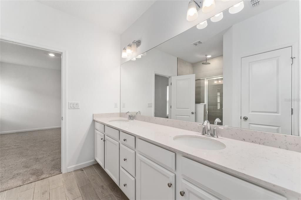 En Venta: $274,900 (2 camas, 2 baños, 1548 Pies cuadrados)