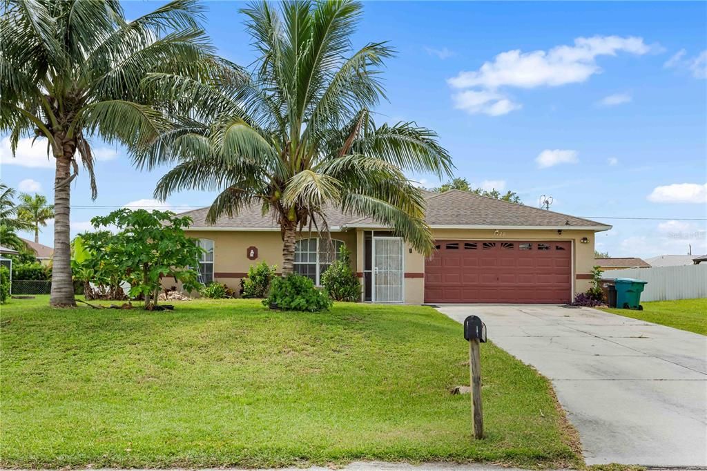 For Sale: $265,000 (3 beds, 2 baths, 1422 Square Feet)