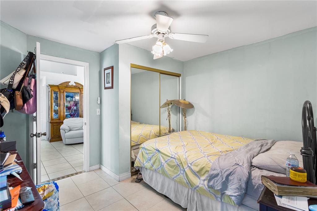 For Sale: $265,000 (3 beds, 2 baths, 1422 Square Feet)