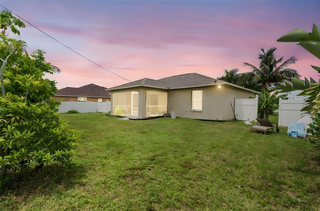 For Sale: $265,000 (3 beds, 2 baths, 1422 Square Feet)