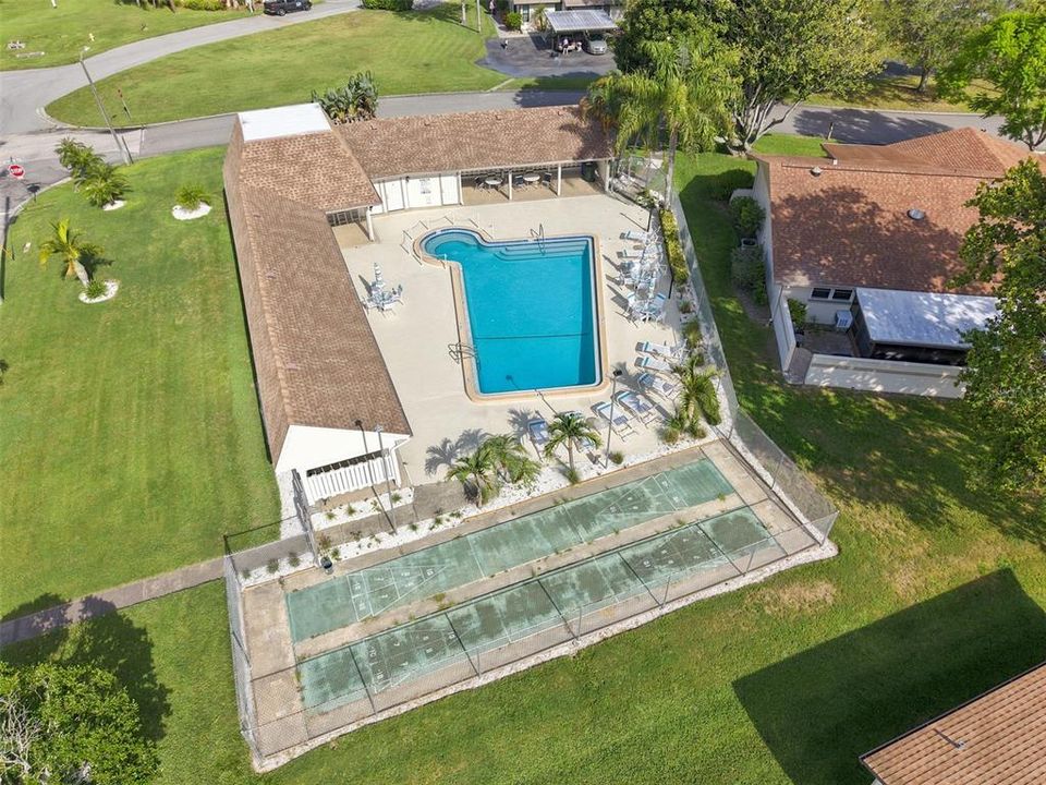 En Venta: $324,900 (2 camas, 2 baños, 1275 Pies cuadrados)