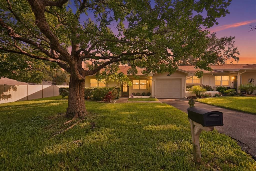 En Venta: $324,900 (2 camas, 2 baños, 1275 Pies cuadrados)