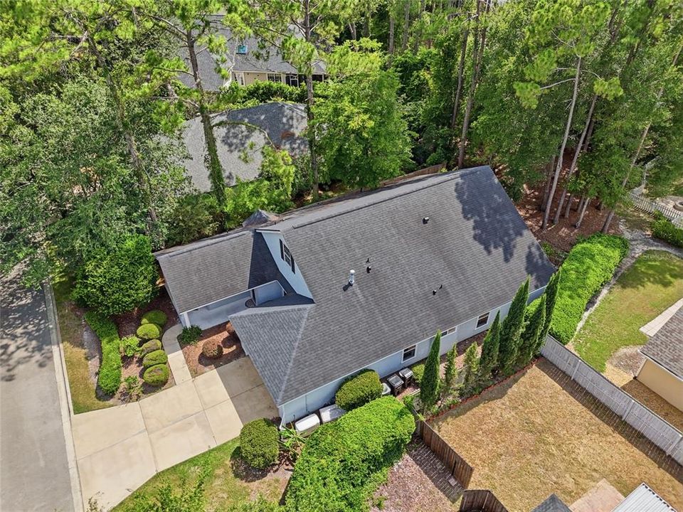 For Sale: $450,000 (5 beds, 2 baths, 2203 Square Feet)