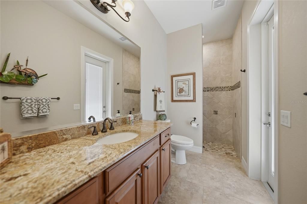 For Sale: $975,000 (3 beds, 2 baths, 2471 Square Feet)