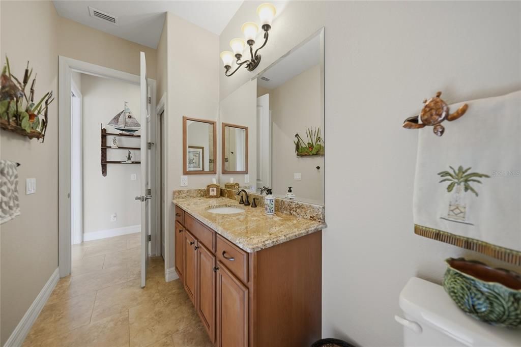 For Sale: $975,000 (3 beds, 2 baths, 2471 Square Feet)