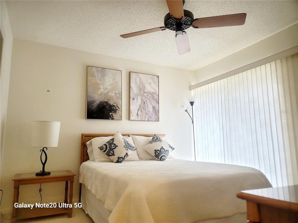 В аренду: $1,790 (2 спален, 2 ванн, 1108 Квадратных фут)