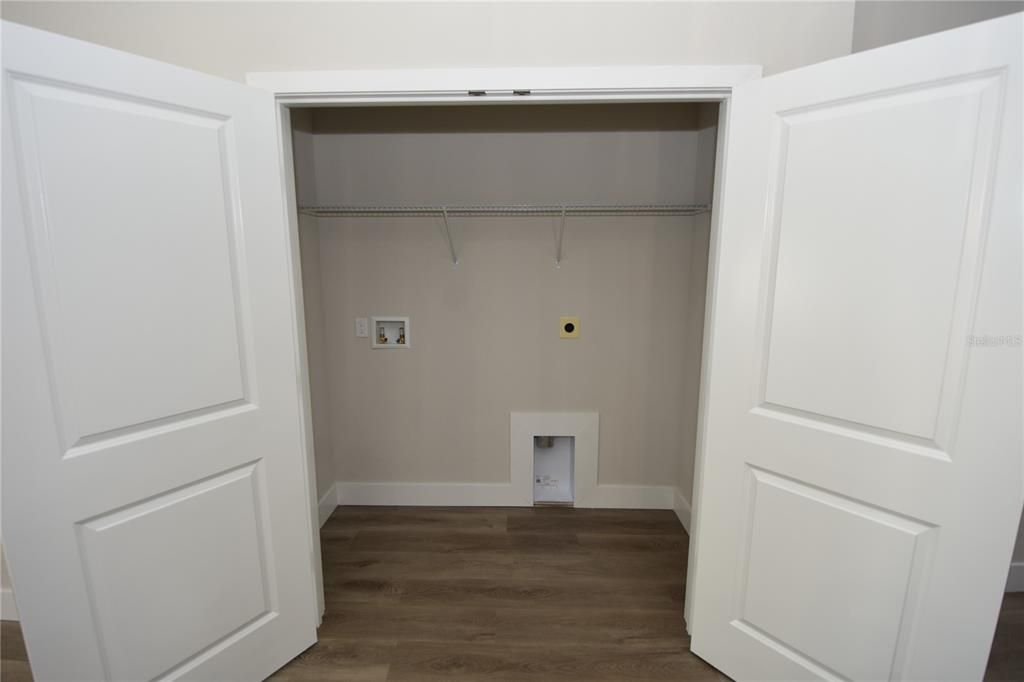 For Rent: $1,850 (3 beds, 2 baths, 1284 Square Feet)