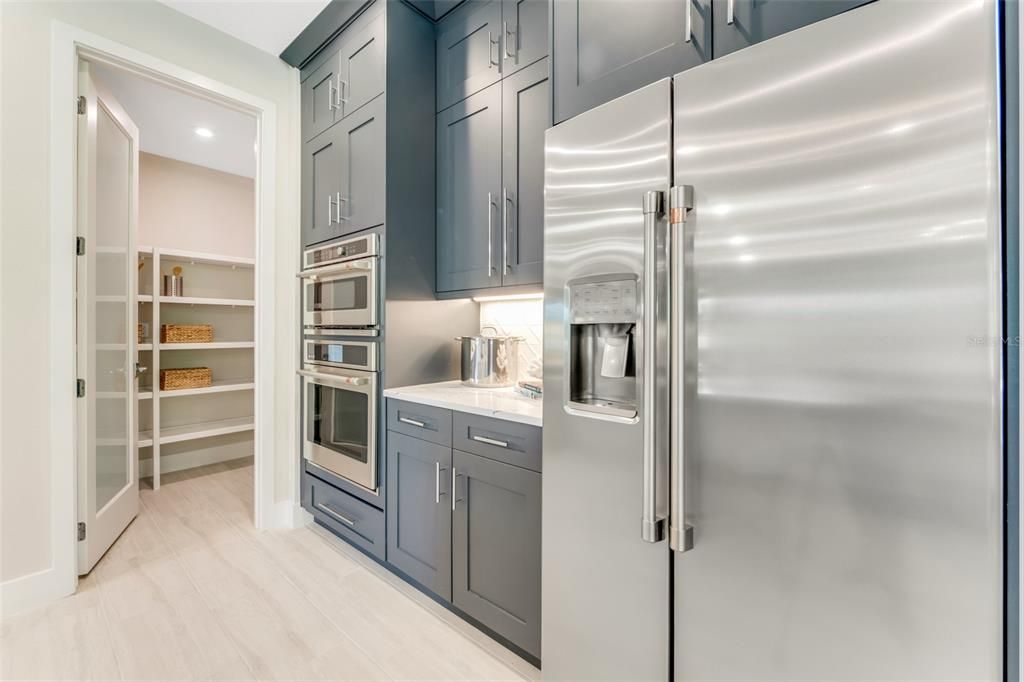 На продажу: $599,990 (3 спален, 3 ванн, 2129 Квадратных фут)