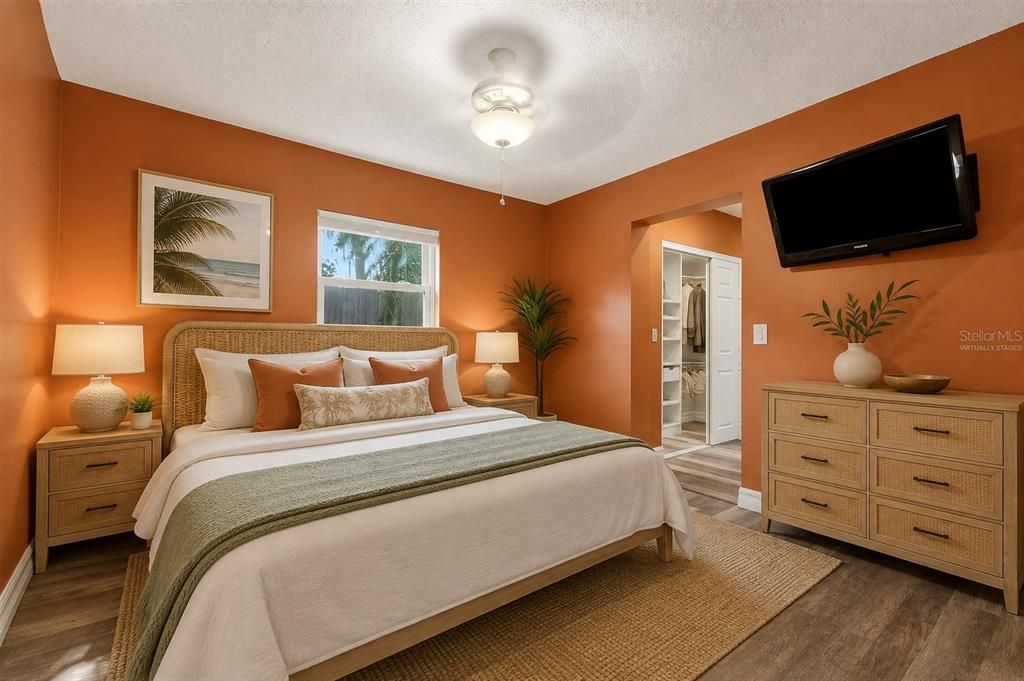 Activo con contrato: $319,000 (2 camas, 2 baños, 1004 Pies cuadrados)